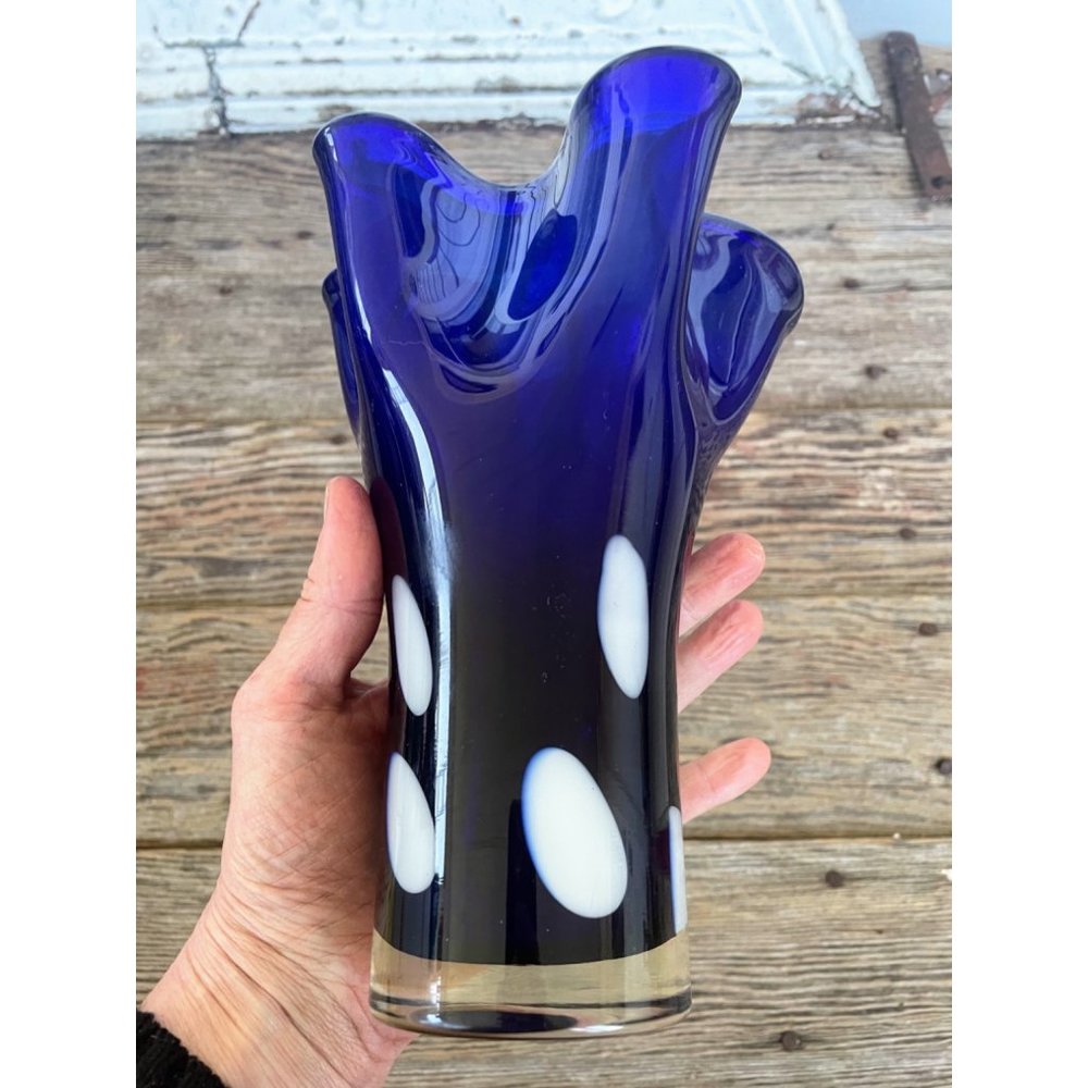 Vintage Art Glass Cobalt Blue White Polka Dot Handkerchief Vase - Picture 6 of 8